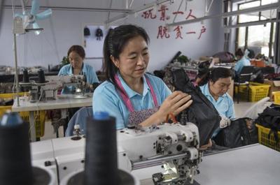 山西廣靈:&ldquo;扶貧車(chē)間&rdquo;助推脫貧攻堅(jiān)